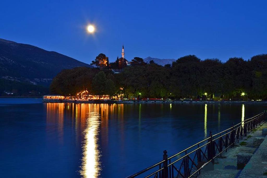 Byzantio Hotel Ioannina Exterior photo